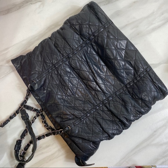 CHANEL Lambskin Leather Sharpei N/S Shopping Tote - Picture 2 of 14